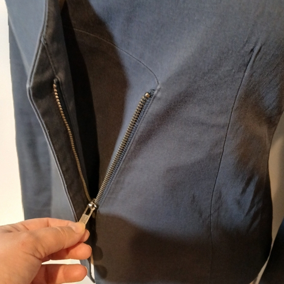 Theory Slate Grey Diagonal Zip Blazer Jacket Size 6 - Picture 5 of 8